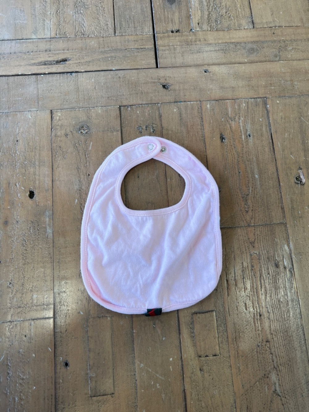 Gucci pale pink cotton bib 3-6 months grosgrain logo tag